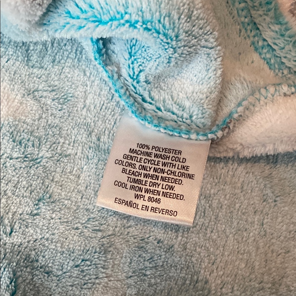 Jenni Plush Star Robe with Hood - Picture 6 of 7